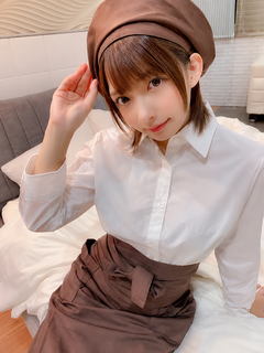 麻里梨夏