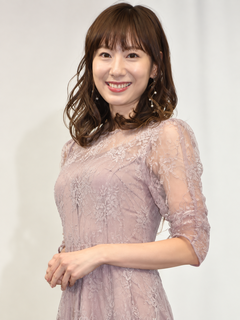 麻美由真