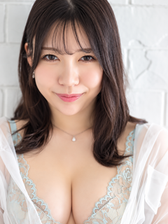 美河ナオ
