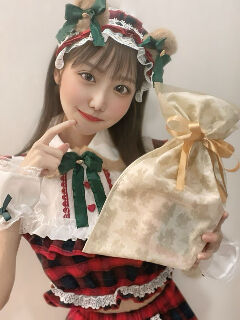 观月あいな