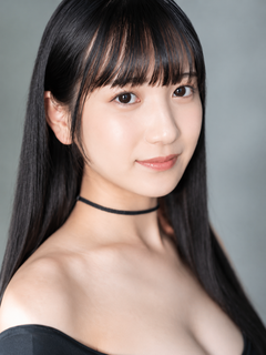 西尾まりな
