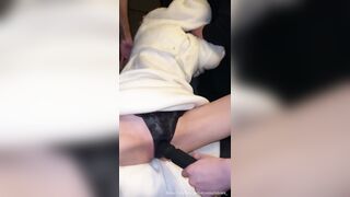 [女孩的眼睛瞪得大大的]我多次中出蹂躏我俱乐部的巨乳后辈，结果她是一个翻白眼、尖叫、大量潮吹的变态  #骑乘 #后入